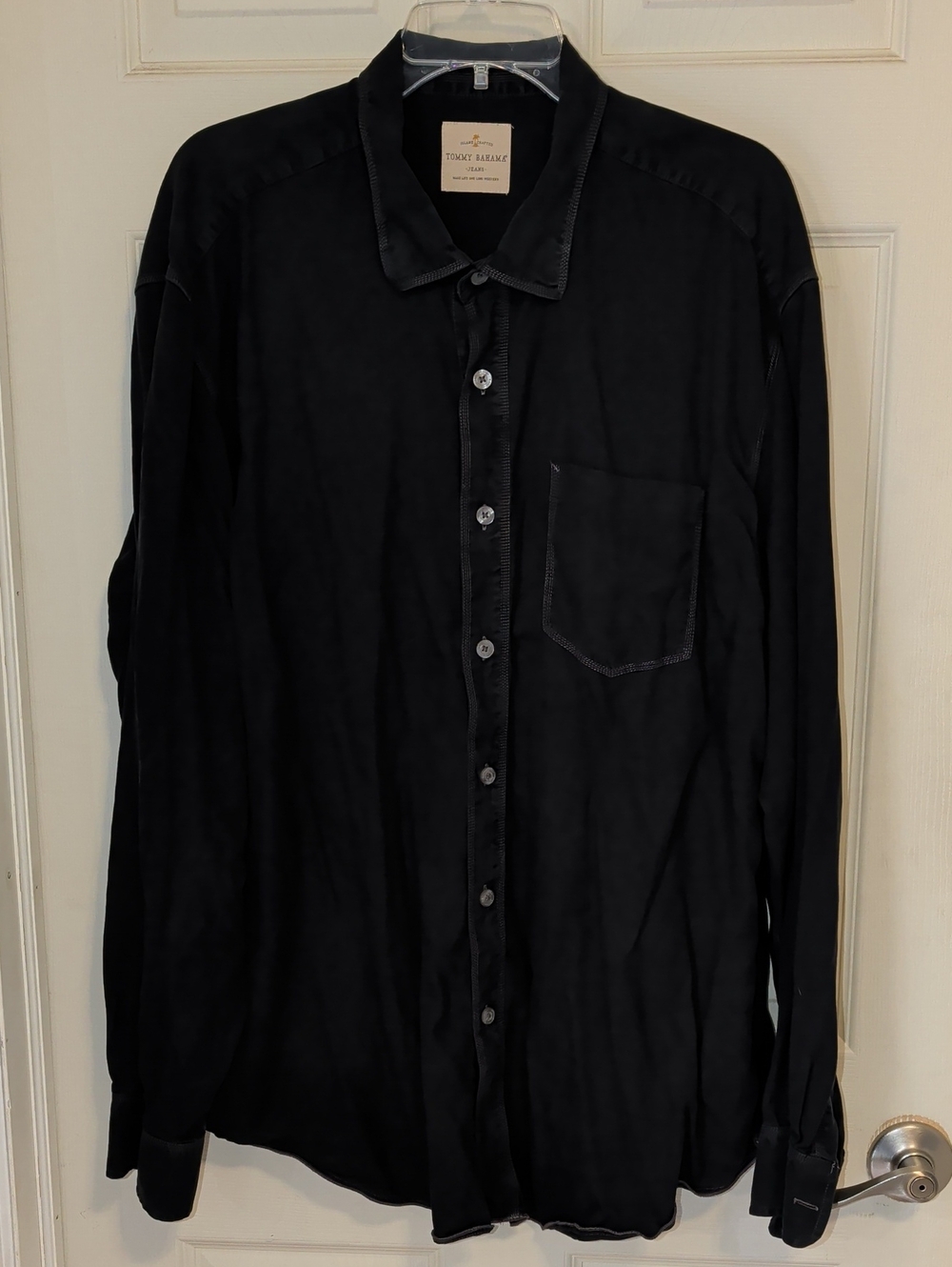 Tommy Bahama Black Long-Sleeve Button-Up Shirt
